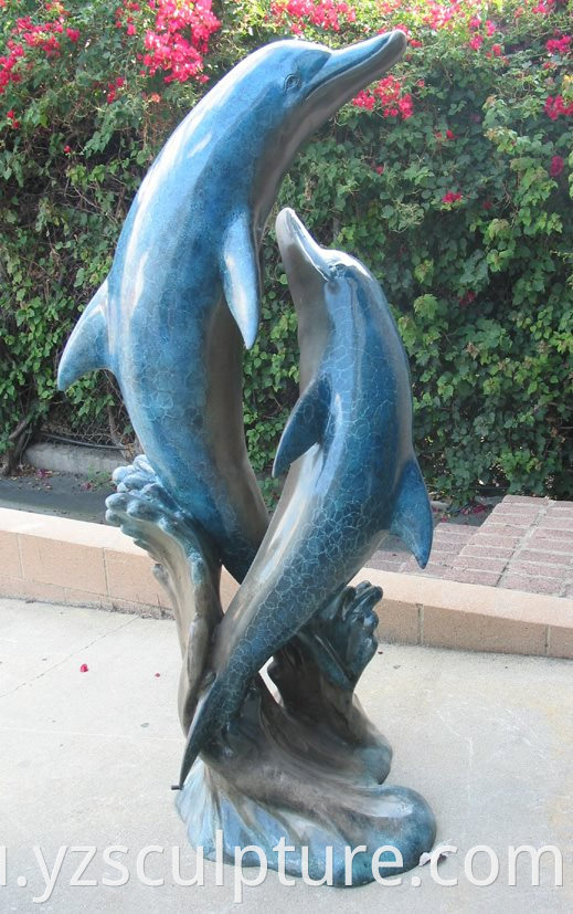 bronze dolphine staute 